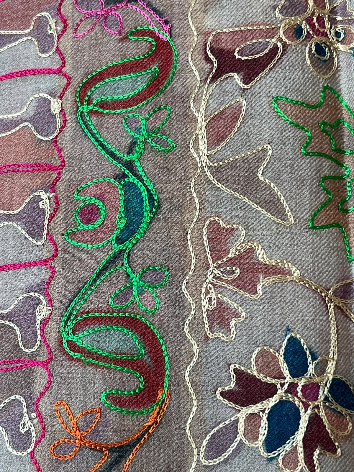 Powder pinky beige kalamkari shawl