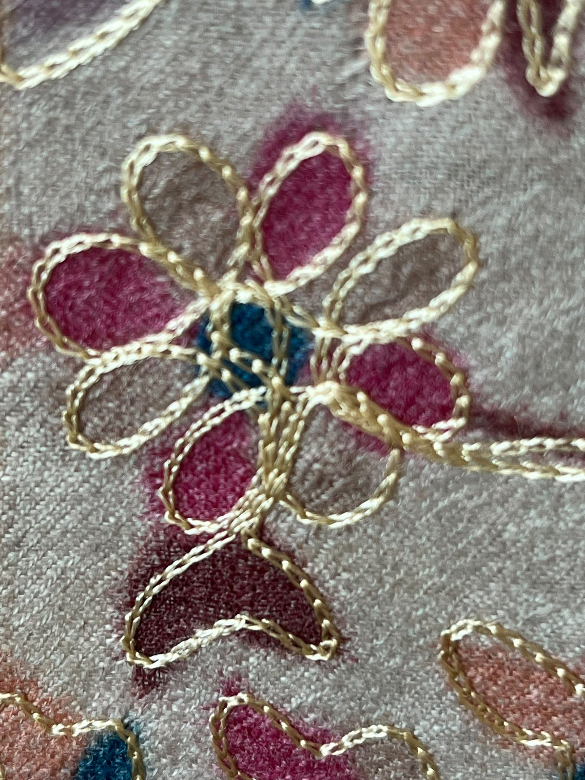 Powder pinky beige kalamkari shawl