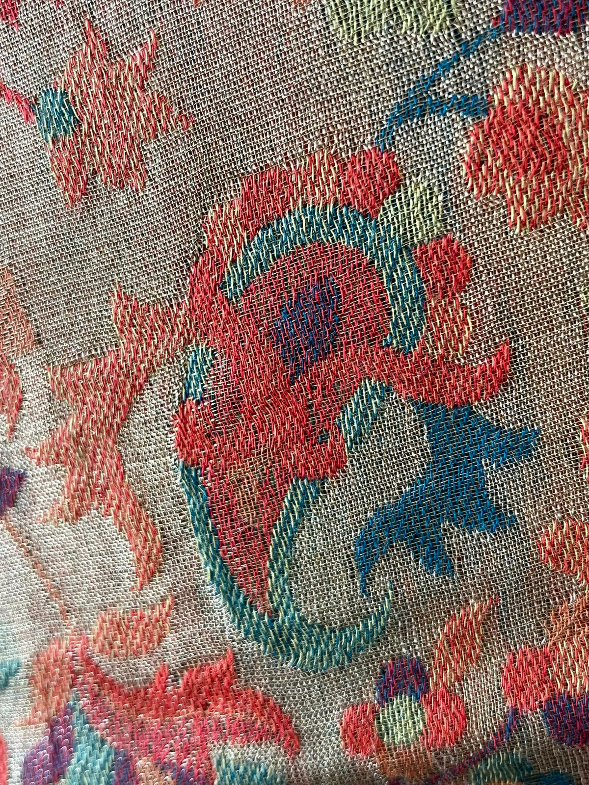 Zari Reversible Kani Jamawar Pashmina Shawl